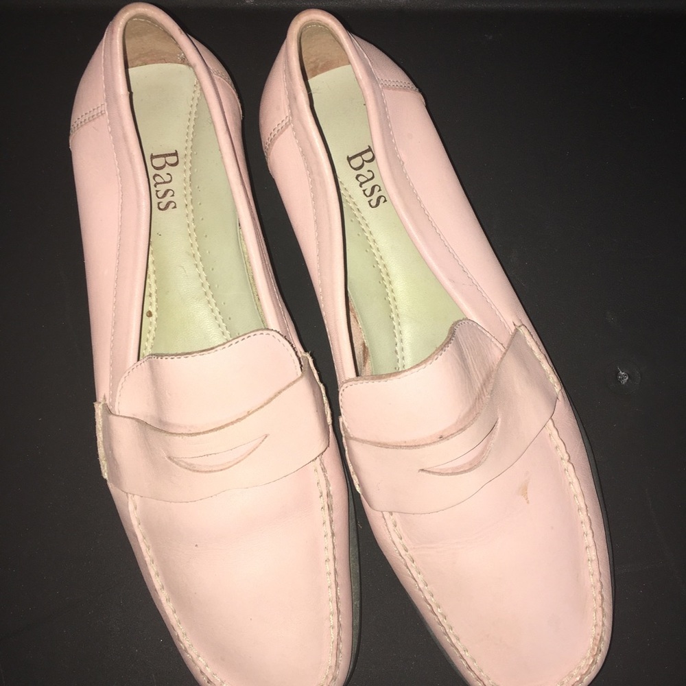 🔥Ladies pink leather penny loafers by Bass